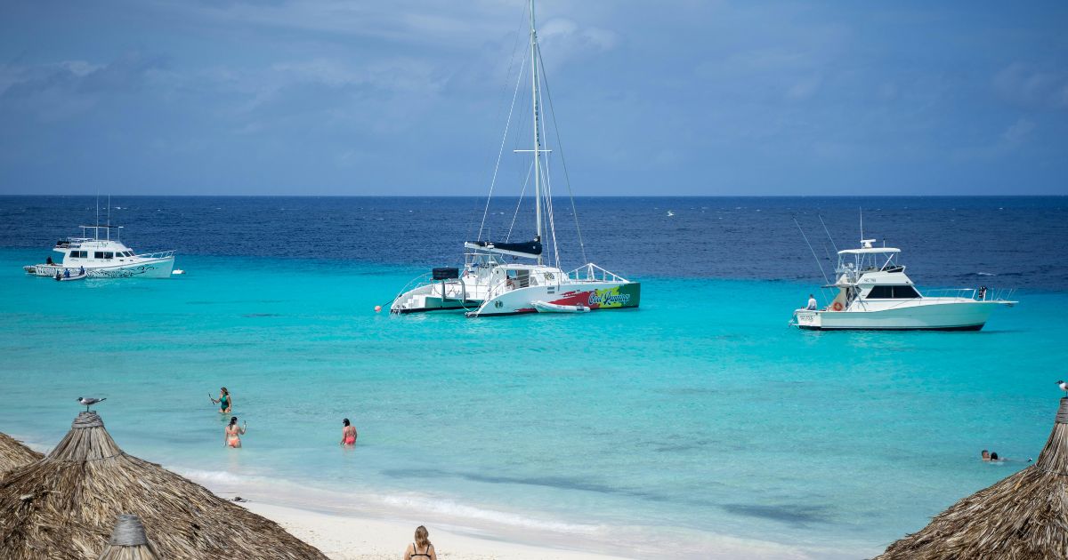 Best Klein Curaçao Tours: 3 Boat Trips Compared