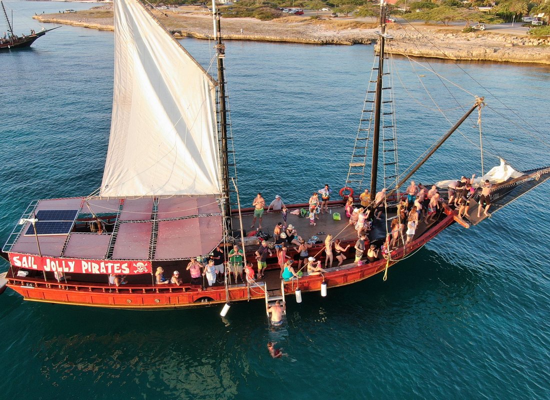 Featured image for Aruba Sunset Jolly Pirate Sail with Open Bar