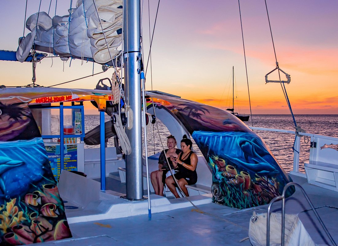 Featured image for Aruba Sunset Sail Cruise Aboard The Dolphin Catamaran