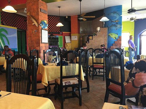 Wacky Wahoo's Seafood Aruba