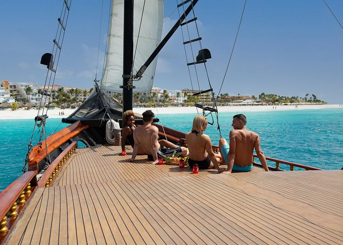 Featured image for Aruba Jolly Pirate Afternoon Sail with Snorkeling