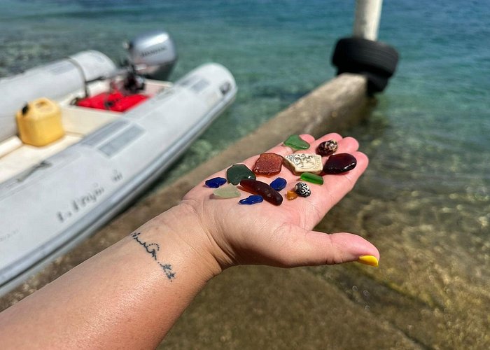 Sea Glass Island Tour By Boat